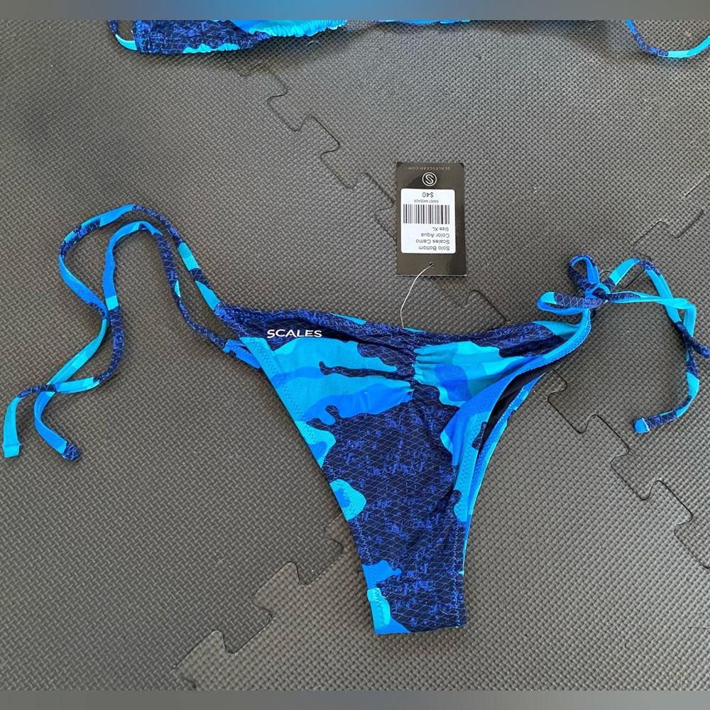 Scales Gear bikini bottoms, XL NWT